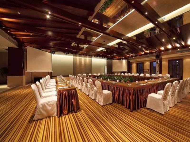 会议场地预定_会议场地预定_北京足球场地预定