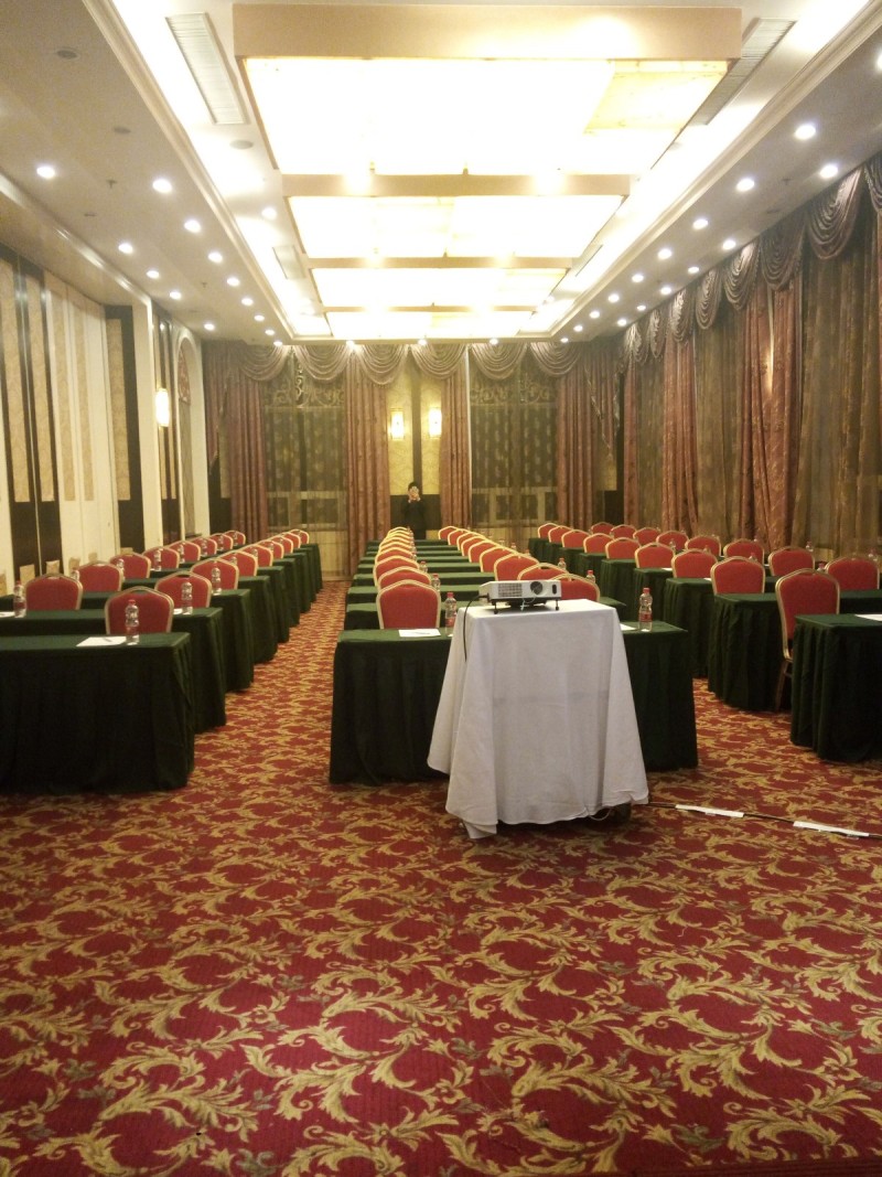 沈阳 三星/舒适会场  辽宁宾馆会场 最大会议厅面积 180人 最多可容纳