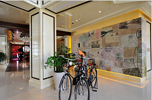 天津海河英迪格酒店会议场地-客人可租用飞鸽牌自行车探索酒店邻里