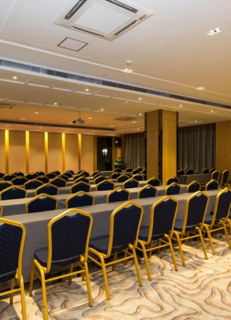 海风情假日酒店(武汉客厅极地海洋世界园区店)