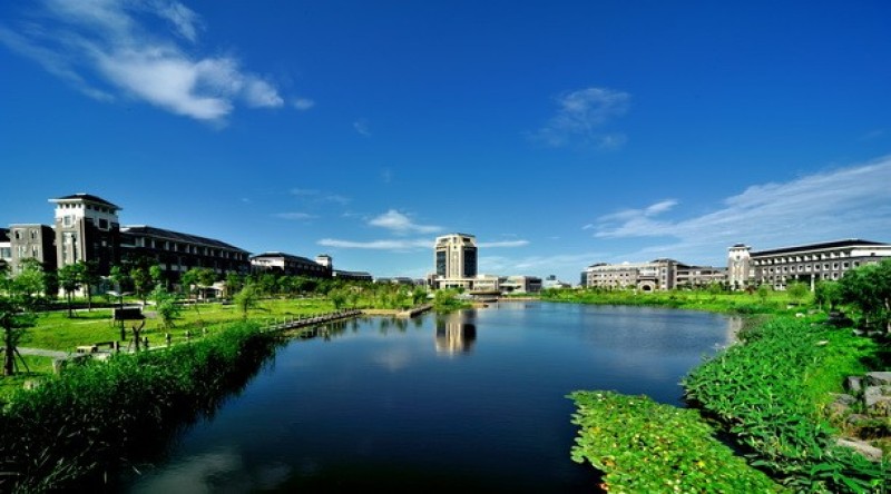 上海海洋大学临港校区图片
