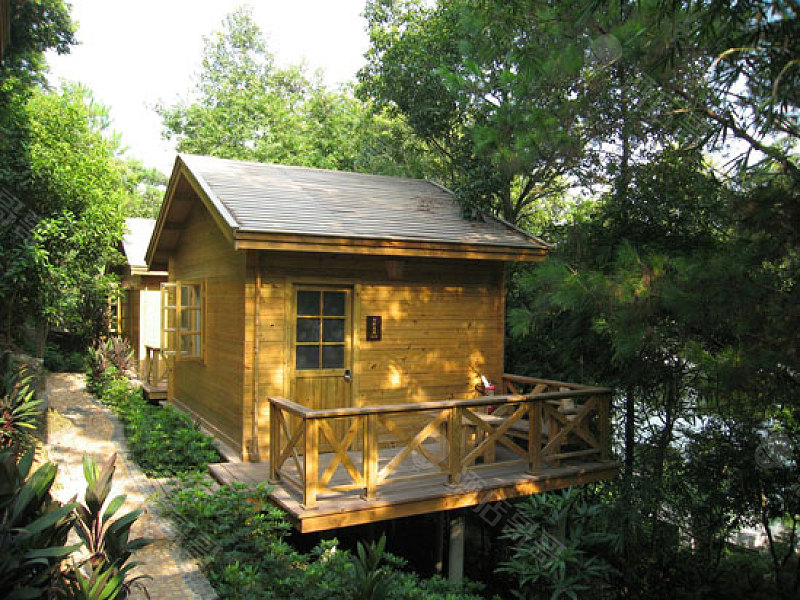 山林木屋