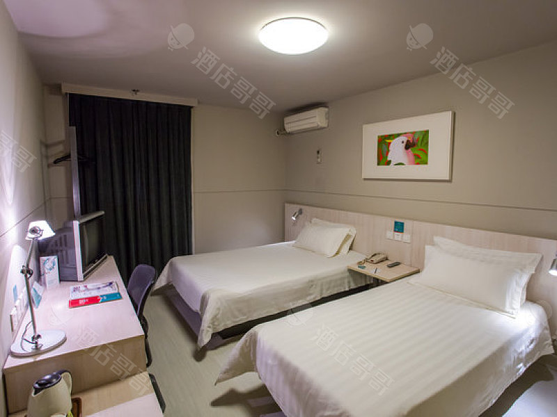 锦江之星(武汉江汉路地铁站江滩步行街店)