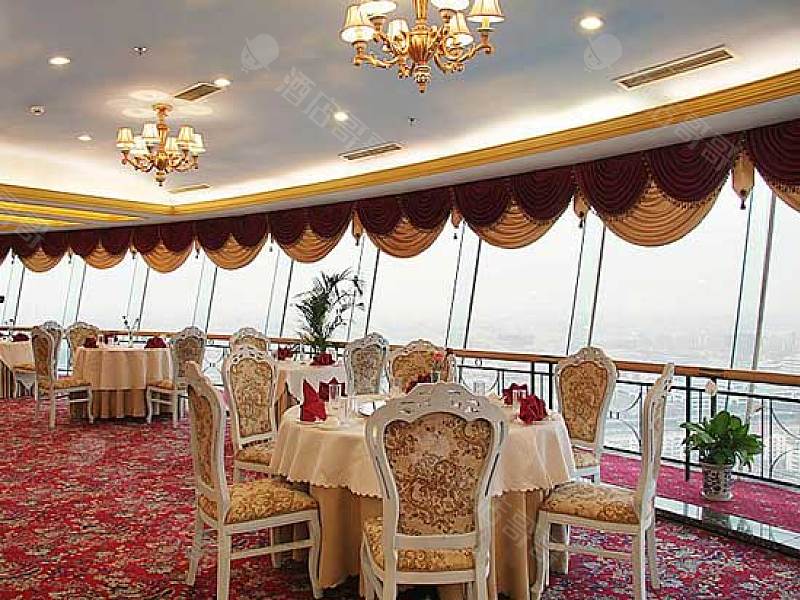 旋转餐厅