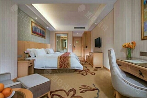 酒店房间