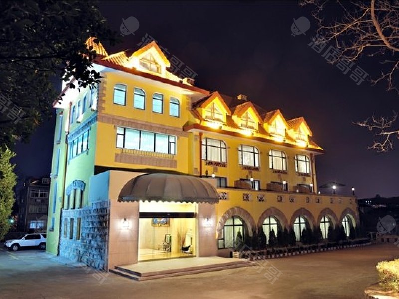 青岛怡堡精品酒店