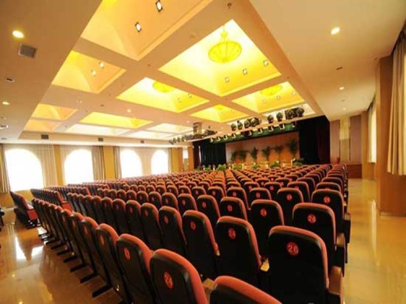 延安 五星/豪华会场  延安金泽国际酒店会场 最大会议厅面积 400人 最