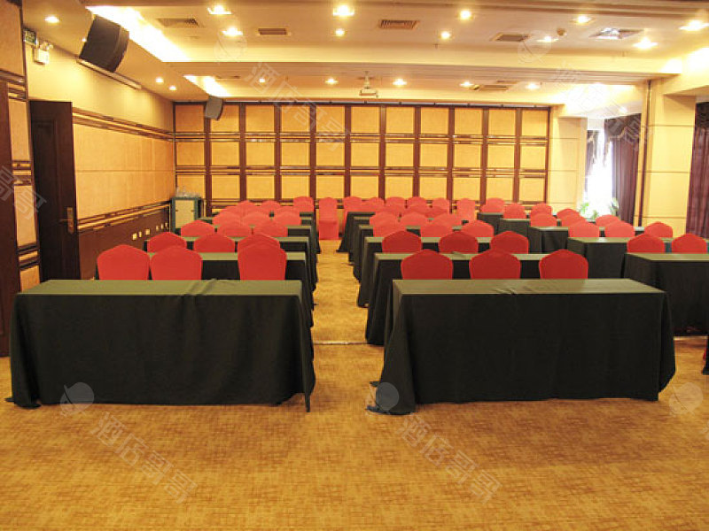 武汉湖滨花园酒店