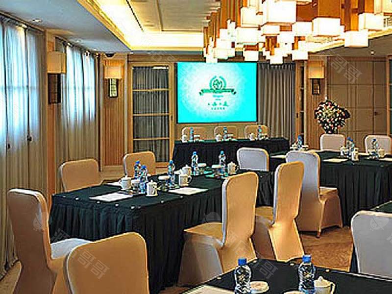 会议厅-鱼骨式布置