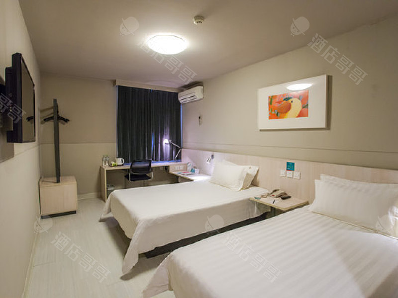 锦江之星(武汉江汉路地铁站江滩步行街店)