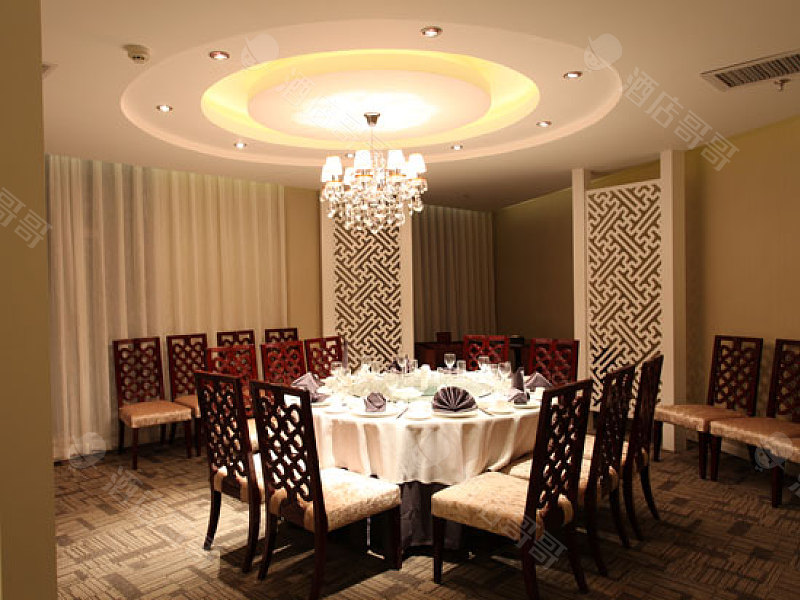 崇礼梦特芳丹假日酒店