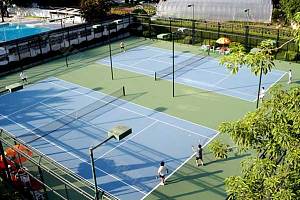 室外网球场