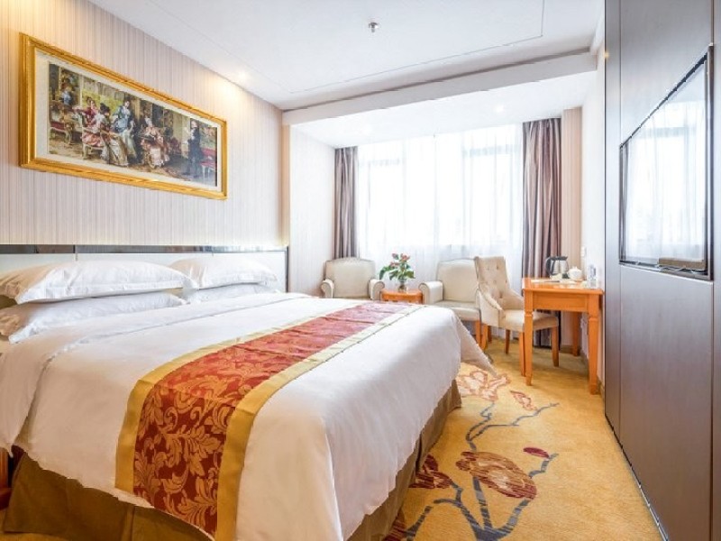 维也纳酒店(深圳坂田岗头店)