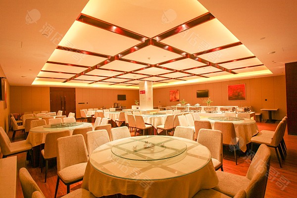郑州港丰国际酒店,预定会议室、会议场地、团