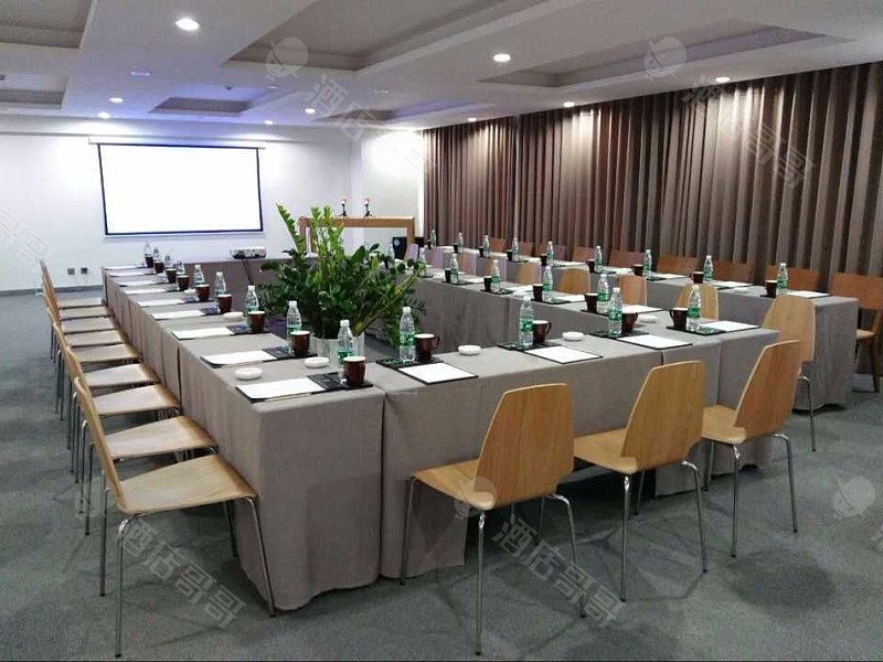 福建半月山温泉酒店