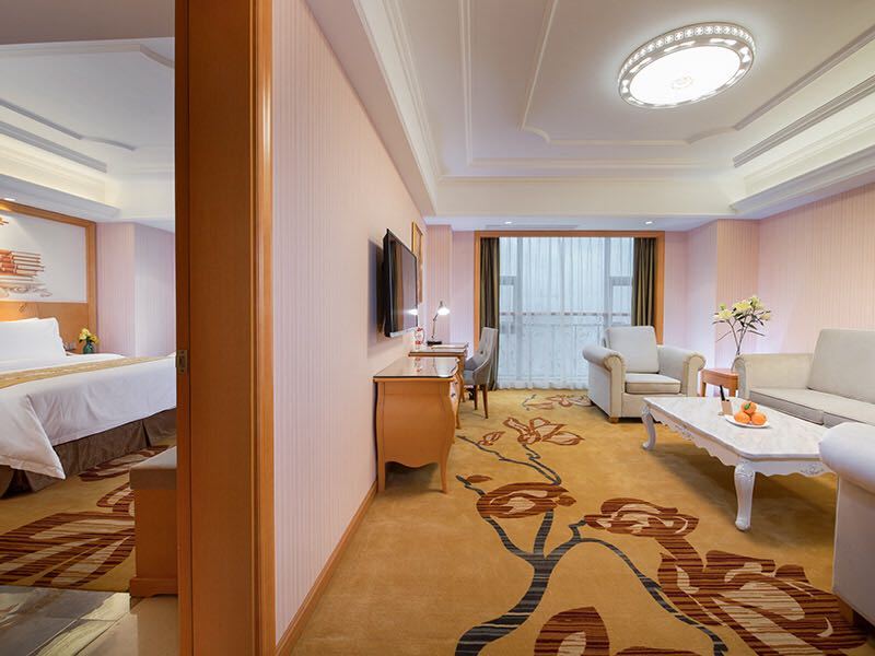 维也纳酒店(广州花都芙蓉店)